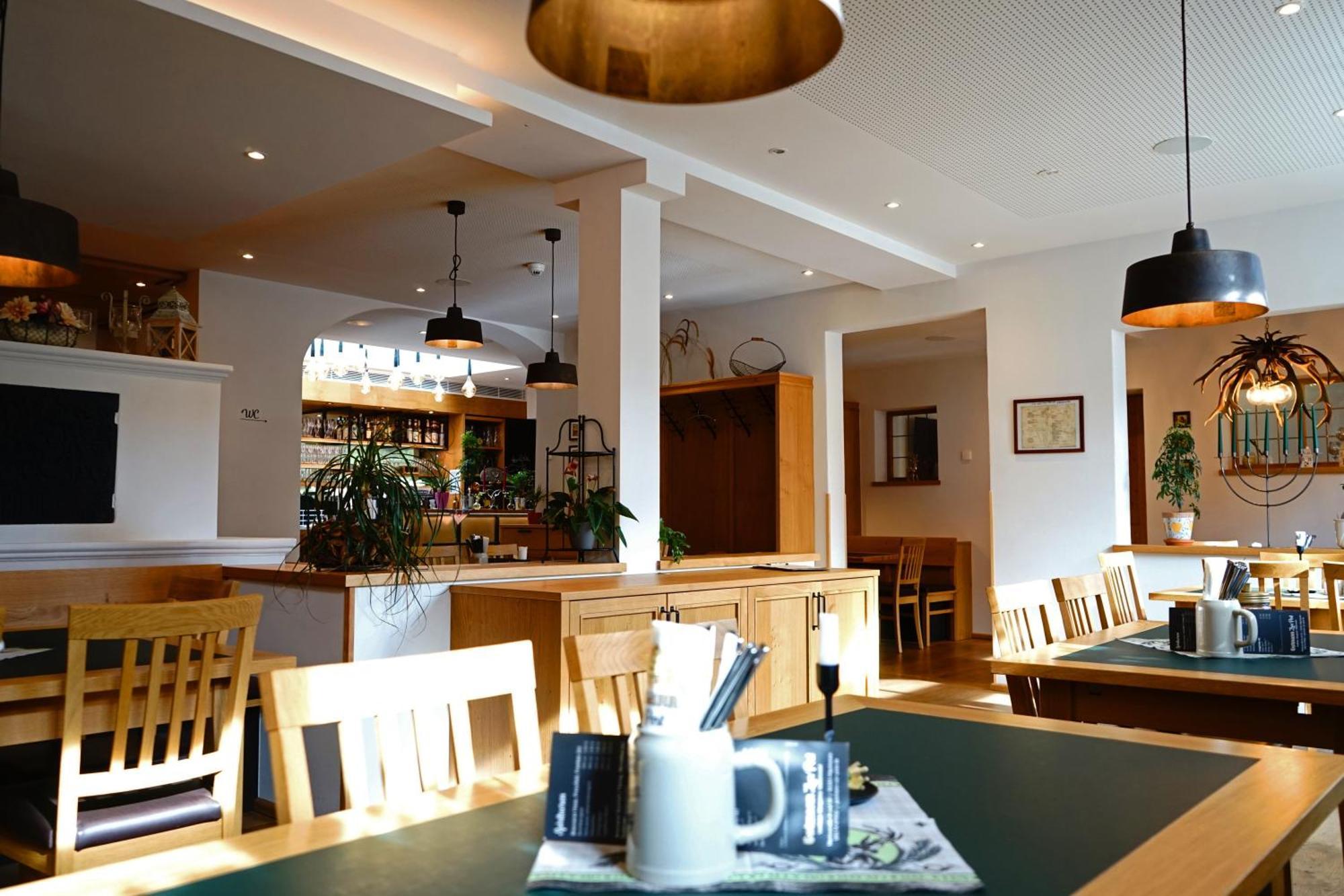 Hotel Zum Schwarzen Ross Und Gutmann Zur Post Hilpoltstein Εξωτερικό φωτογραφία